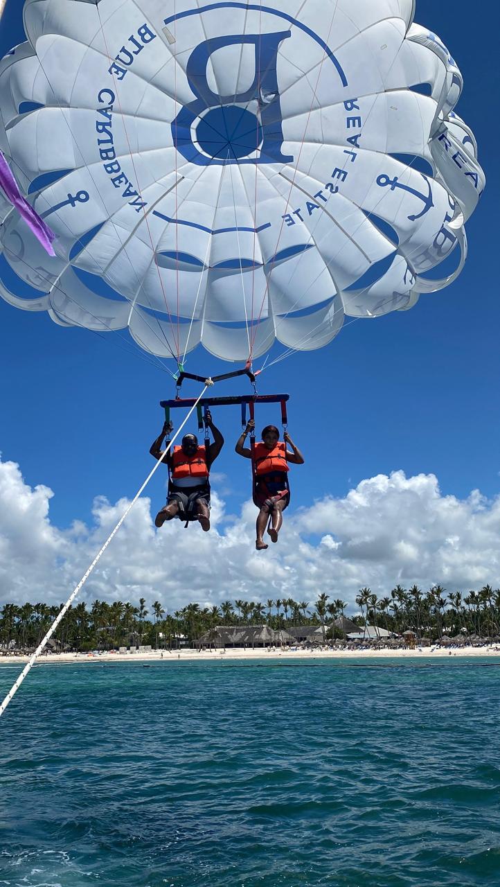 Parasailing at Bávaro Beach photo 3